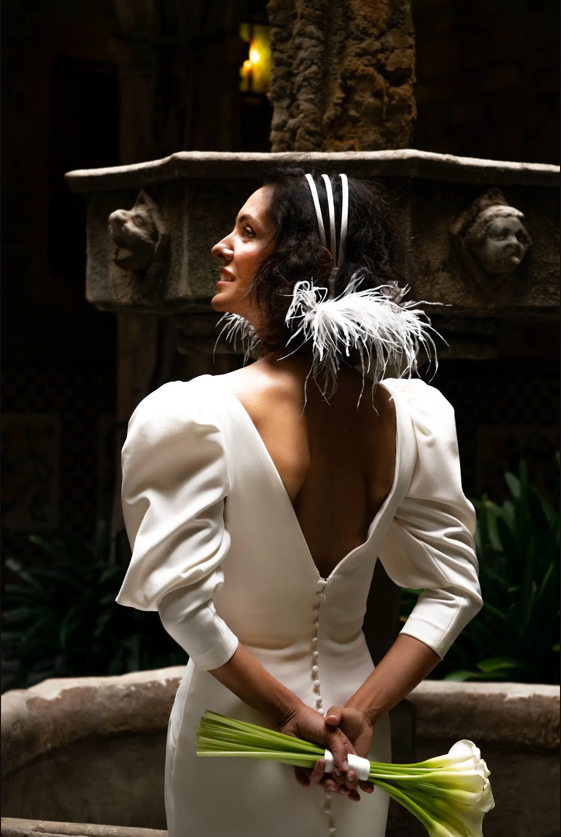 Elegant bridal portrait in Barcelona